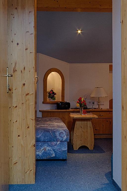 Gastehaus Heidi Bed & Breakfast Wals-Siezenheim Room photo